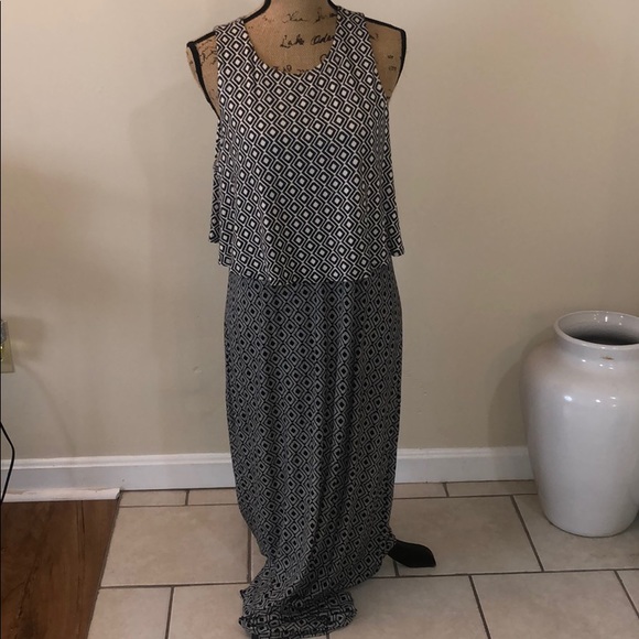 LOFT Dresses & Skirts - Ann Taylor Loft long soft dress size large